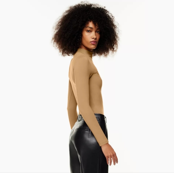 NWT Aritzia Bodysuit - Picture 8 of 9